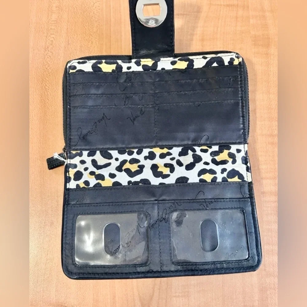 Vera Bradley wallet clutch wristlet bag turn lock black quilted - Picture 3 of 4